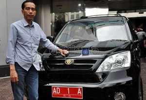 Esemka: Kenapa Harus Dengan Malaysia Pak Jokowi?