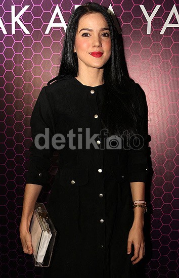 Alice Norin Sengaja Tunda Momongan