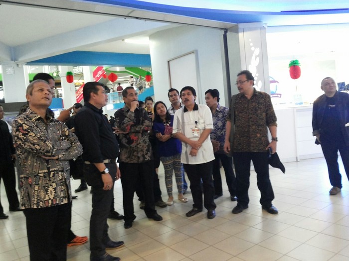 Turis Singapura Ternyata Hobi Bersepeda di Batam