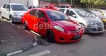 Blue Bird Jajakan Limo Berpelat Hitam