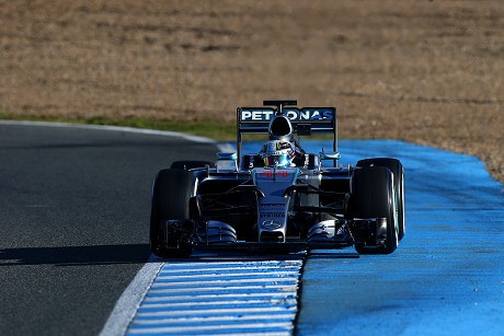 Bos Red Bull: Mercedes Masih Akan Tetap Dominan di 2015