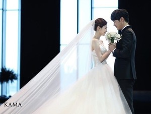 Selamat! Yoon Sang Hyun Resmi Menikah dengan Maybee