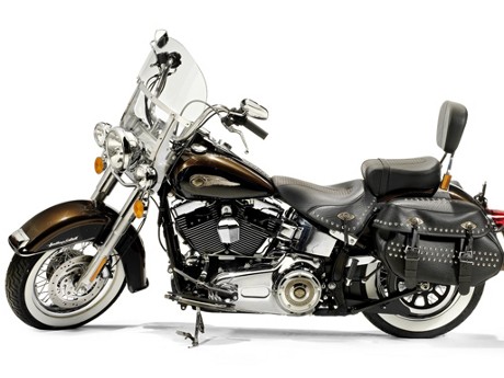 Harley-Davidson Bertandatangan Paus Kembali Dilelang