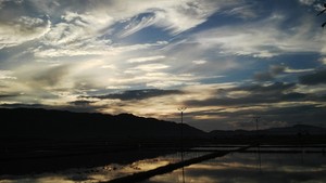 senja di kampung tercinta