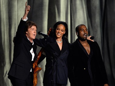 Aksi Panggung Para Musisi di Grammy Awards 2015