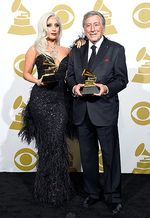 Lady Gaga Anggun di Grammy 2015