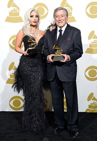 Lady Gaga bersama Tonny Bennett. Frazer Harrison/Getty Images/detikFoto.