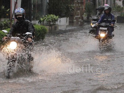 Kemang Kembali Tergenang