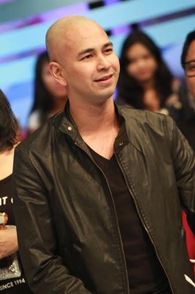 Perdana Tampil Plontos Jadi Hadiah Raffi di Ultah Olga