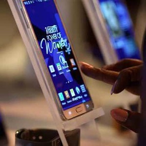 Motorola: Raja Samsung bakal Kehilangan Mahkota
