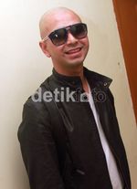 Raffi Ahmad Gundul, Ganteng Nggak Sih?