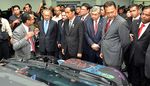Ini Foto-foto Jokowi di Pabrik Proton