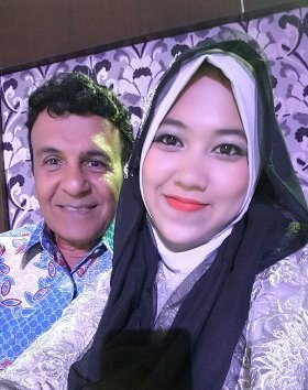 Mark Sungkar Punya Istri 45 Tahun Lebih Muda, Zaskia: Bapak Gue Masih Laku