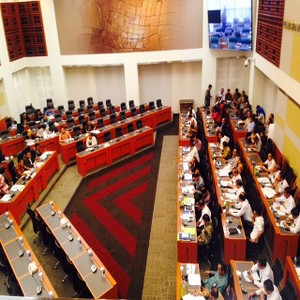 DPR Restui Anggaran Buat 4 Menko di 2015