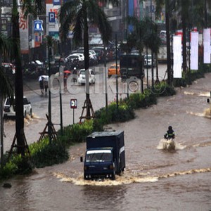 Banjir Kepung Jakarta, Menko Sofyan: Pasti Ada Kerugian Ekonomi
