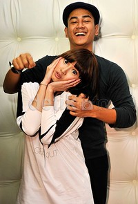 Dhika dan Chika makin lengket. Pool/Noel/detikFoto.