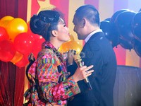     Ayu Dewi dan Regi Datau saat ditemui di Studio Gaharu, Cipete, Jakarta Selatan, Senin (9/2/2015). Pool/Noel/detikFoto.