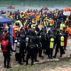 Penyelam yang Membantu Cari Korban TransAsia Meninggal Dunia