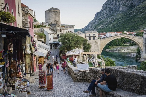 8 Destinasi Romantis yang Kamu Harus Tahu (2)