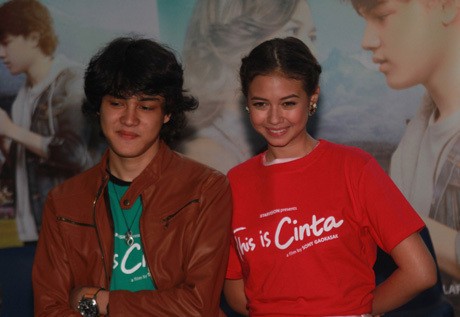 Pelukan dengan Yuki Kato, Shawn Adrian Merasa Aneh