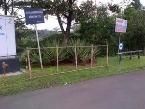 Penyerangan Preman ke Kampung Az-Zikra Berawal dari Spanduk Anti Syiah