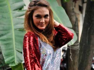 Sudah Pakai Cincin, Luna Maya Siap Menikah dengan Reino?