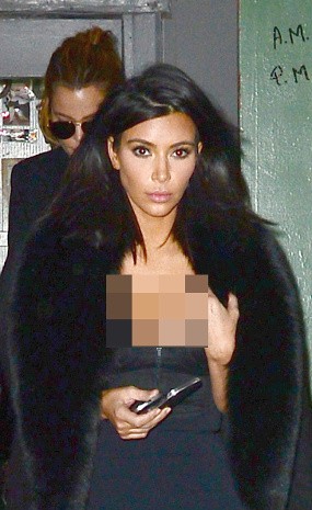 Gara-gara Pakaian Dalam Terlalu Ketat, Kim Kardashian Sering Ngompol