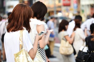 Jangan Lakukan! Dosa-dosa Pengguna Smartphone
