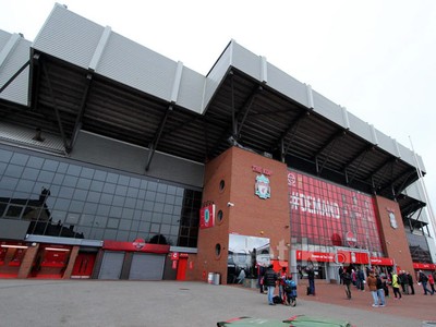 Menjelajahi Anfield