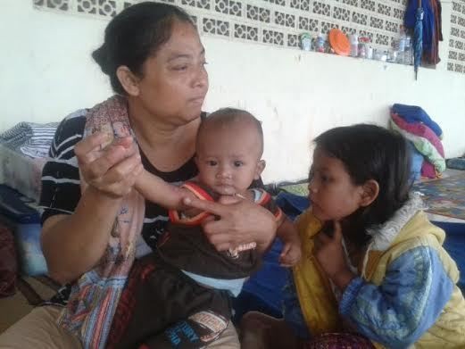 Tomcat Serang Anak-anak Korban Banjir di Jakarta Utara