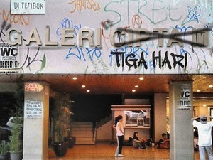 Galeri Tiga Hari, Semua Boleh Ikut Coret-coret dan Pameran