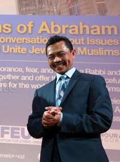 Ekstremisme Tak Pandang Bulu dan Pentingnya Solidaritas Antar-agama