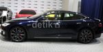 Mobil Listrik Tesla Meluncur di Jakarta