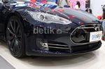 Mobil Listrik Tesla Meluncur di Jakarta