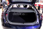 Mobil Listrik Tesla Meluncur di Jakarta