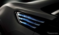 Fendernya dilengkapi dengan iluminasi LED yang membuat mobil terlihat berbeda di malam hari. Pool/dok Response.