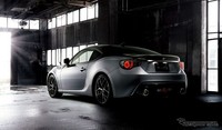 Bagian belakangnya tidak terlalu banyak berubah namun penambahan lampu LED dan spoiler belakangnya membuat mobil terlihat lebih lebar. Pool/dok Response.