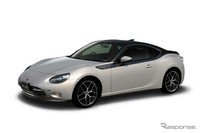 Di Jepang mobil akan dijual seharga 4.180.582 yen untuk tipe manual 6 percepatan, dan 4.263.055 yen untuk tipe SPDS 6 percepatan. Pool/dok Response.