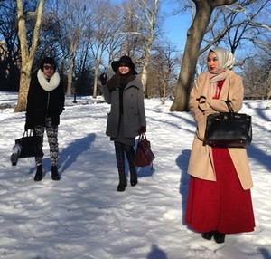 Besok! Zaskia, Barli dan Dian Pelangi Siap Tampil di New York Fashion Week
