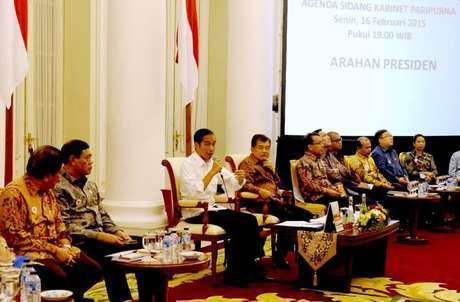 Usai Rapat, Menteri Jokowi Kompak Bantah Bahas BG