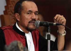 Usai Kabulkan Gugatan Komjen Budi, Hakim Sarpin Lambaikan Tangan