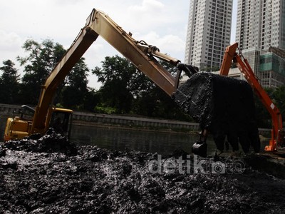 Normalisasi Waduk Melati