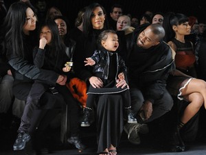 Sang Putri Nangis Saat Nonton Fashion Show, Ini Kata Kanye West