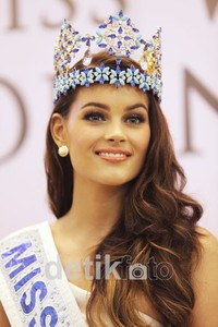 Rolene datang ke Jakarta dalam rangkaian ajang final Miss Indonesia. palevi/detikHOT