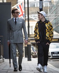     Tujuhbelas tahun kemudian, Harry mengusulkan merekrut agen yang lebih muda, dan merekomendasikan Eggsy (Taron Egerton) untuk ikut seleksi. (Dok 20th Century Fox)