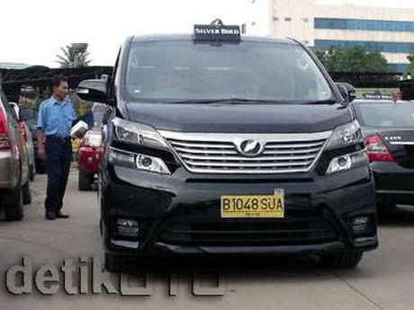 Taksi Silver Bird Dijual Mulai Rp 150 Jutaan Vellfire Rp 385 Juta