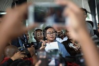 Mereka tergabung dalam tim antikriminalisasi.