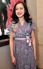 Aih, Cantiknya Jessica Iskandar Dibalut Dress Kimono