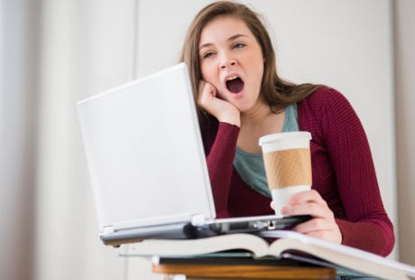 Ini Alasannya Mengapa Menguap Menular ke Orang Lain