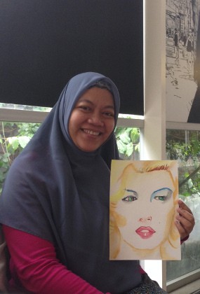 Ngerumpi di Arisan, Ibu-ibu Ini Juga Belajar Melukis